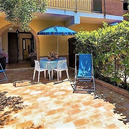 Residence Blue Pearl Marina di Camerota Bagian luar foto
